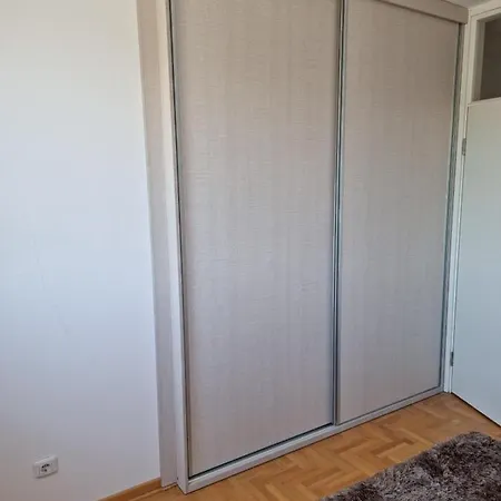 Apartman Tajna