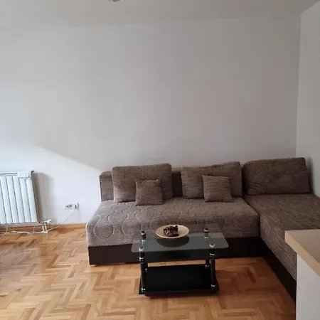 Apartman Tajna